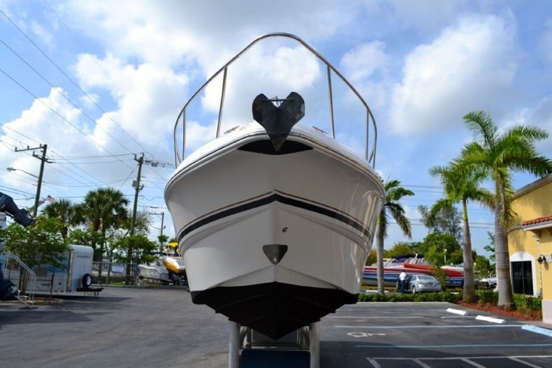 Thumbnail 3 for Used 2002 Chaparral 260 Signature Cruiser boat for sale in West Palm Beach, FL