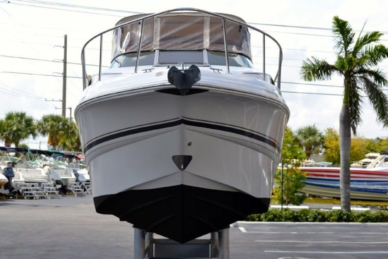 Thumbnail 12 for Used 2002 Chaparral 260 Signature Cruiser boat for sale in West Palm Beach, FL