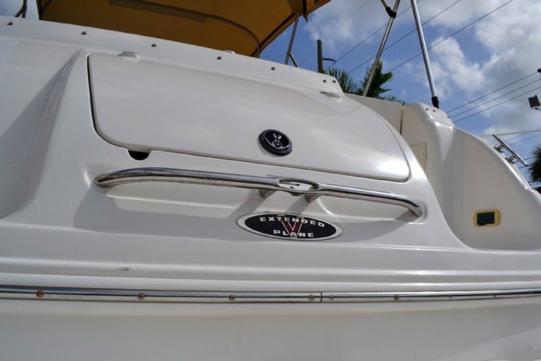 Thumbnail 27 for Used 2002 Chaparral 260 Signature Cruiser boat for sale in West Palm Beach, FL