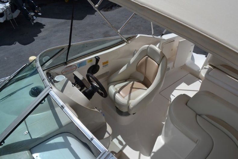 Thumbnail 90 for Used 2002 Chaparral 260 Signature Cruiser boat for sale in West Palm Beach, FL