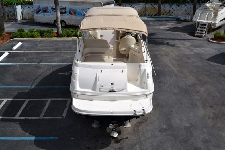 Thumbnail 95 for Used 2002 Chaparral 260 Signature Cruiser boat for sale in West Palm Beach, FL
