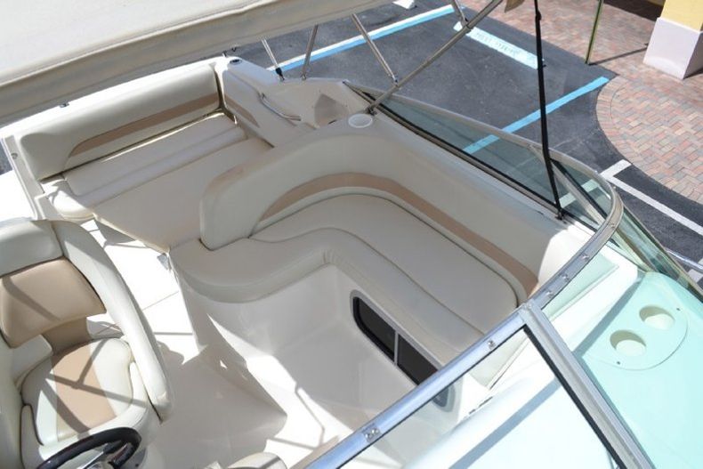 Thumbnail 101 for Used 2002 Chaparral 260 Signature Cruiser boat for sale in West Palm Beach, FL
