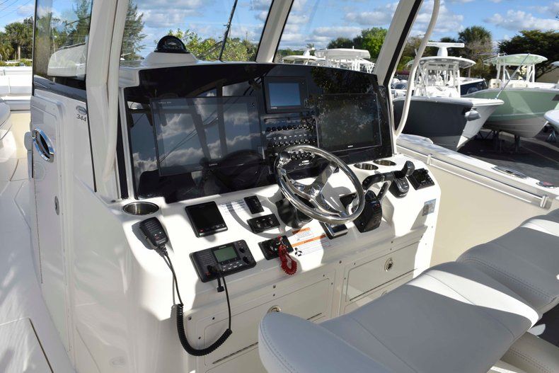 Thumbnail 44 for New 2019 Cobia 344 Center Console boat for sale in Vero Beach, FL