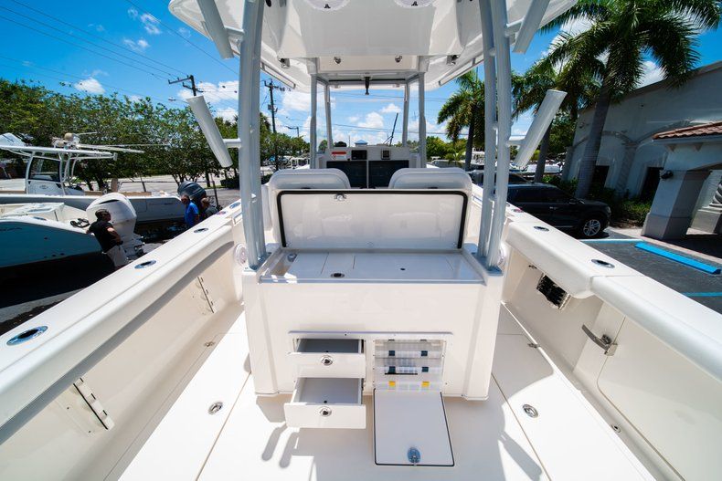 Thumbnail 13 for New 2019 Cobia 320 Center Console boat for sale in West Palm Beach, FL