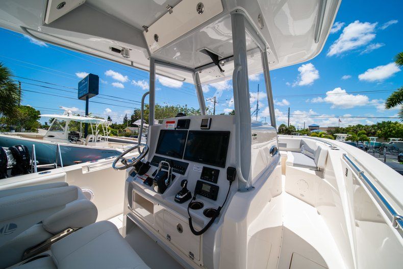 Thumbnail 23 for New 2019 Cobia 320 Center Console boat for sale in West Palm Beach, FL