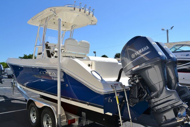 Thumbnail 4 for New 2015 Cobia 256 Center Console boat for sale in West Palm Beach, FL
