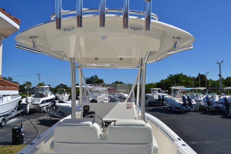 Thumbnail 14 for New 2015 Cobia 256 Center Console boat for sale in West Palm Beach, FL