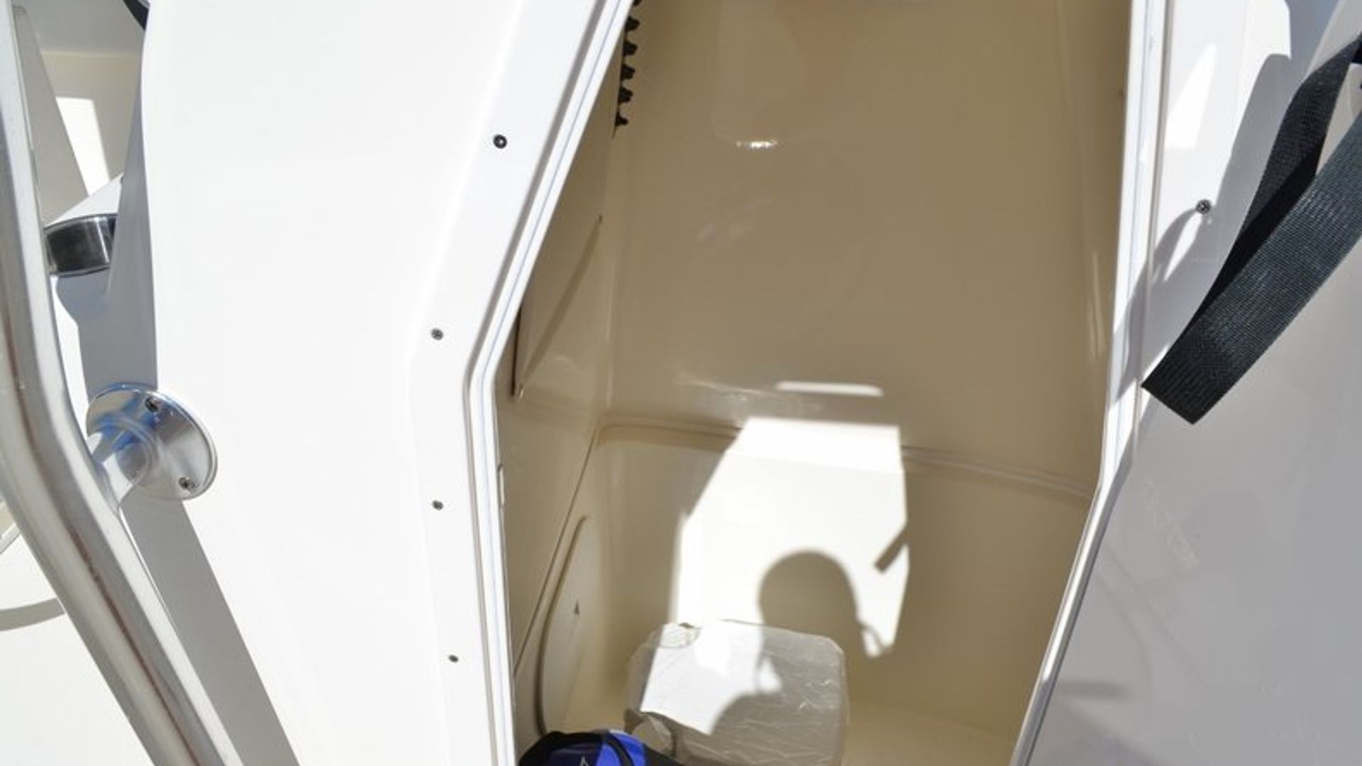 New 2015 Cobia 256 Center Console #K012 image 26