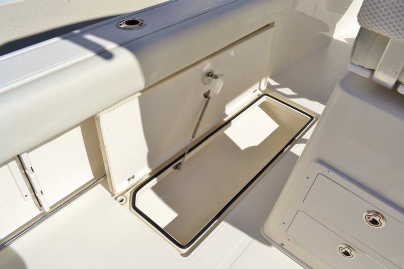 Thumbnail 33 for New 2015 Cobia 256 Center Console boat for sale in West Palm Beach, FL