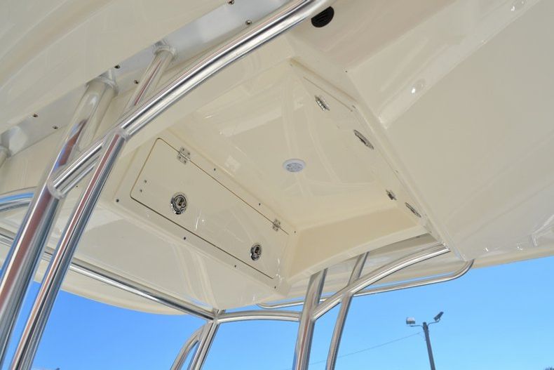 Thumbnail 34 for New 2015 Cobia 256 Center Console boat for sale in West Palm Beach, FL