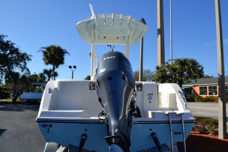 Thumbnail 4 for New 2019 Cobia 201 Center Console boat for sale in Vero Beach, FL