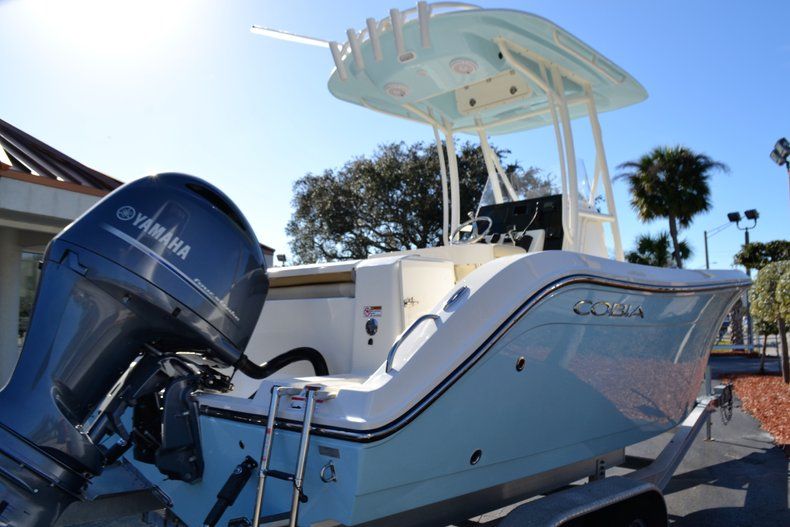 Thumbnail 5 for New 2019 Cobia 201 Center Console boat for sale in Vero Beach, FL