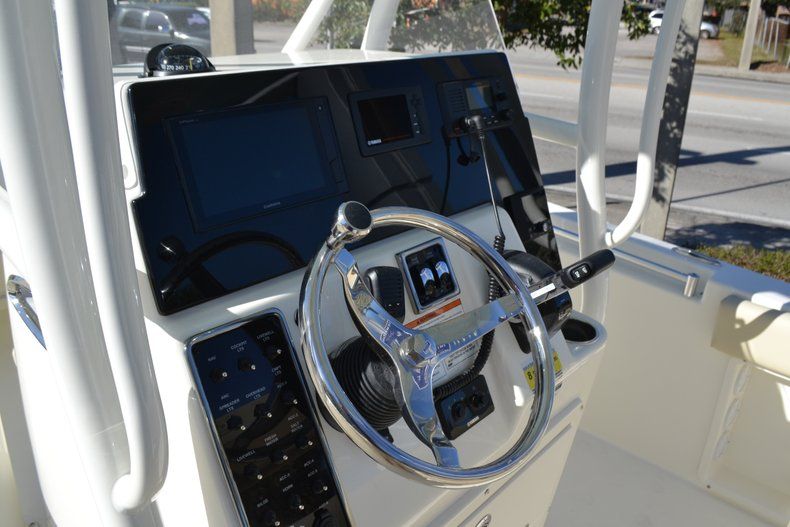 Thumbnail 12 for New 2019 Cobia 201 Center Console boat for sale in Vero Beach, FL