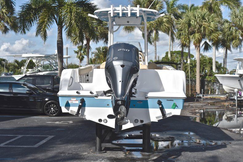 Thumbnail 6 for New 2019 Sportsman Open 232 Center Console boat for sale in Vero Beach, FL
