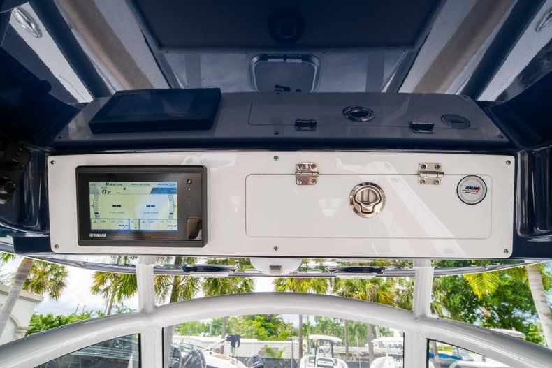 Thumbnail 31 for New 2019 Sportsman Open 312 Center Console boat for sale in West Palm Beach, FL