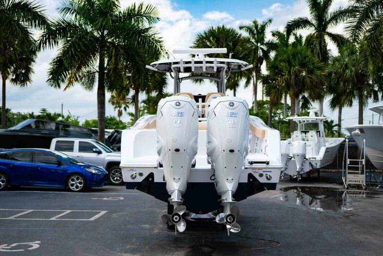 Thumbnail 6 for New 2019 Sportsman Open 312 Center Console boat for sale in West Palm Beach, FL