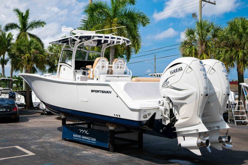 Thumbnail 5 for New 2019 Sportsman Open 312 Center Console boat for sale in West Palm Beach, FL
