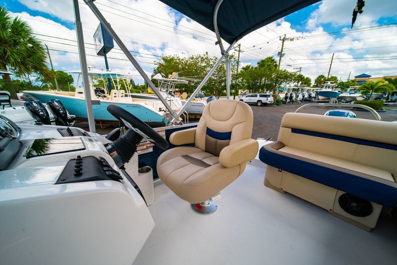 Thumbnail 15 for New 2019 Hurricane FD 226F OB boat for sale in Vero Beach, FL