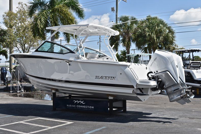 Thumbnail 5 for New 2019 Blackfin 272DC Dual Console boat for sale in West Palm Beach, FL