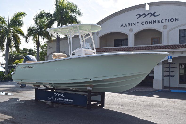 Thumbnail 1 for New 2019 Sportsman Heritage 231 Center Console boat for sale in West Palm Beach, FL