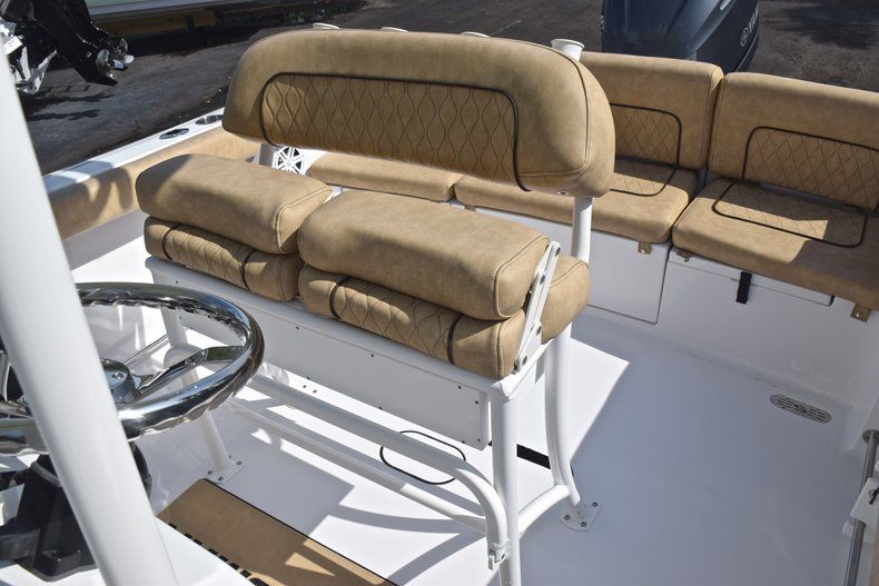 Thumbnail 21 for New 2019 Sportsman Heritage 231 Center Console boat for sale in West Palm Beach, FL