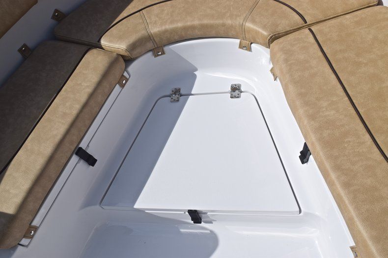 Thumbnail 49 for New 2019 Sportsman Heritage 231 Center Console boat for sale in West Palm Beach, FL