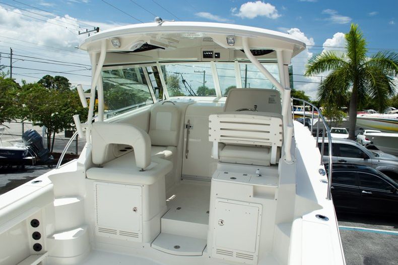 Thumbnail 11 for New 2014 Sailfish 320 EXP Express Cruiser boat for sale in West Palm Beach, FL