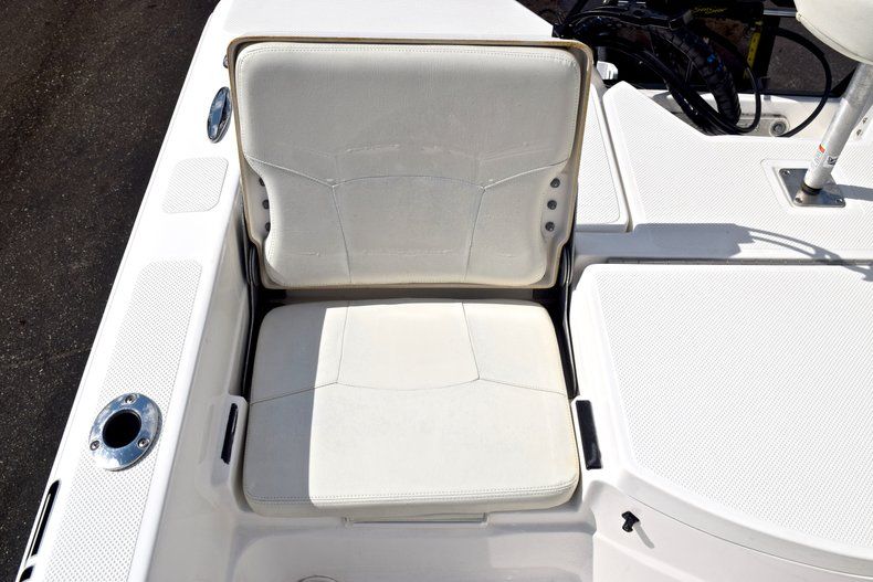 Thumbnail 16 for Used 2012 Skeeter 22 Bay boat for sale in West Palm Beach, FL