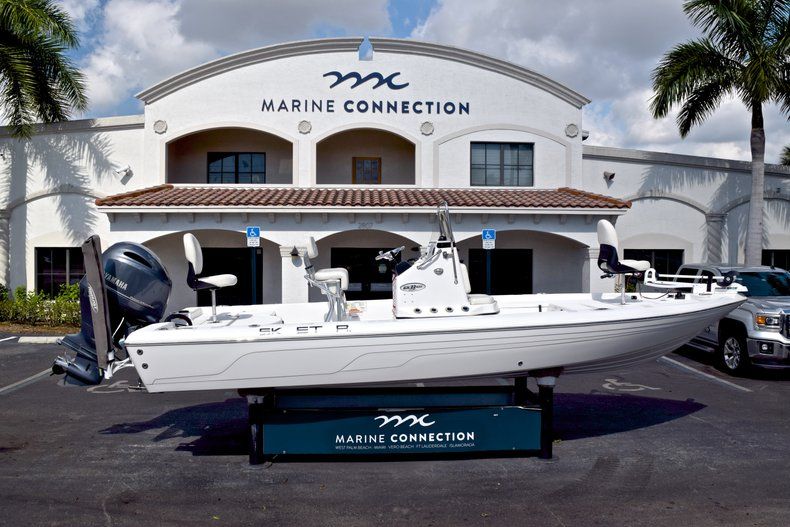 Used 2012 Skeeter 22 Bay boat for sale in West Palm Beach, FL