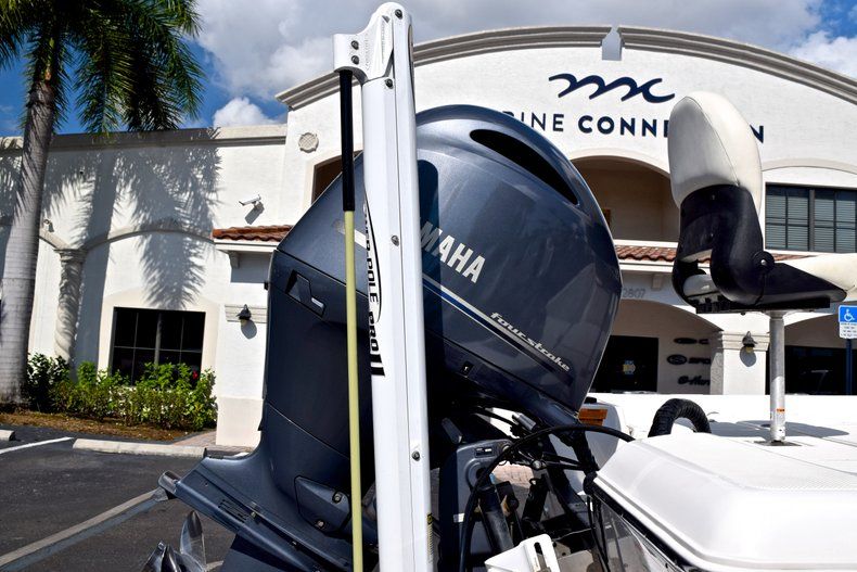 Thumbnail 9 for Used 2012 Skeeter 22 Bay boat for sale in West Palm Beach, FL