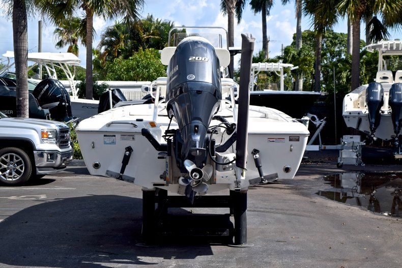 Thumbnail 7 for Used 2012 Skeeter 22 Bay boat for sale in West Palm Beach, FL