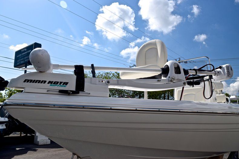Thumbnail 3 for Used 2012 Skeeter 22 Bay boat for sale in West Palm Beach, FL