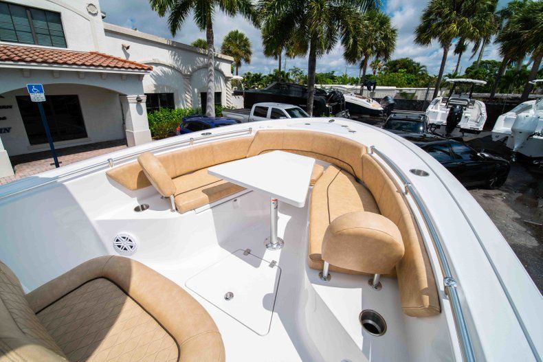 Thumbnail 48 for New 2019 Sportsman Open 242 Center Console boat for sale in West Palm Beach, FL