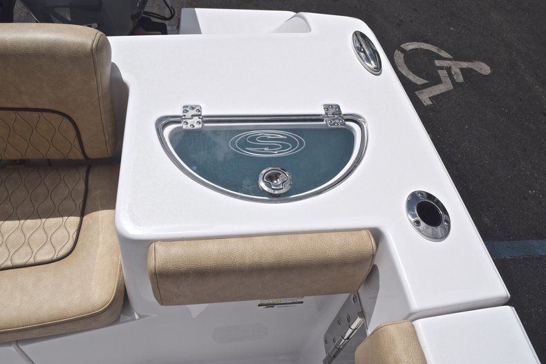 Thumbnail 12 for New 2019 Sportsman Heritage 251 Center Console boat for sale in Miami, FL