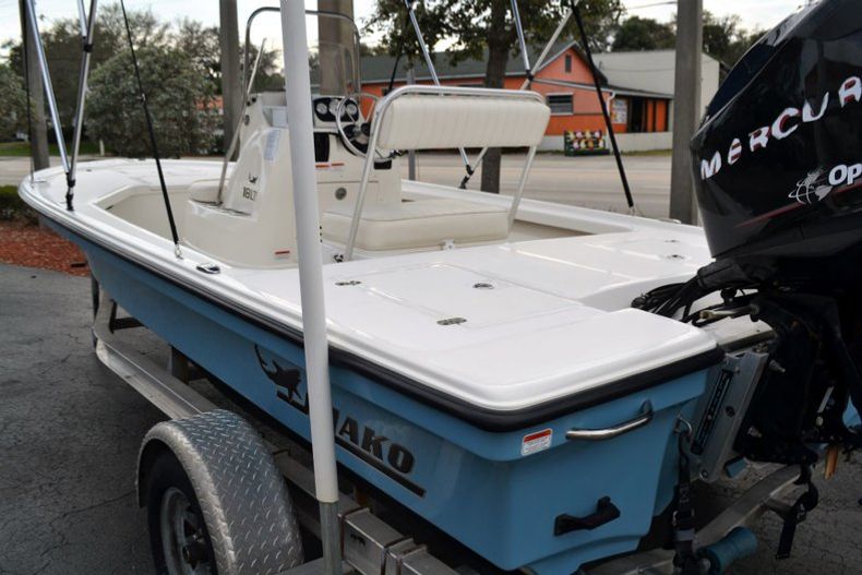 Thumbnail 4 for Used 2014 Mako 18 LTS boat for sale in Vero Beach, FL