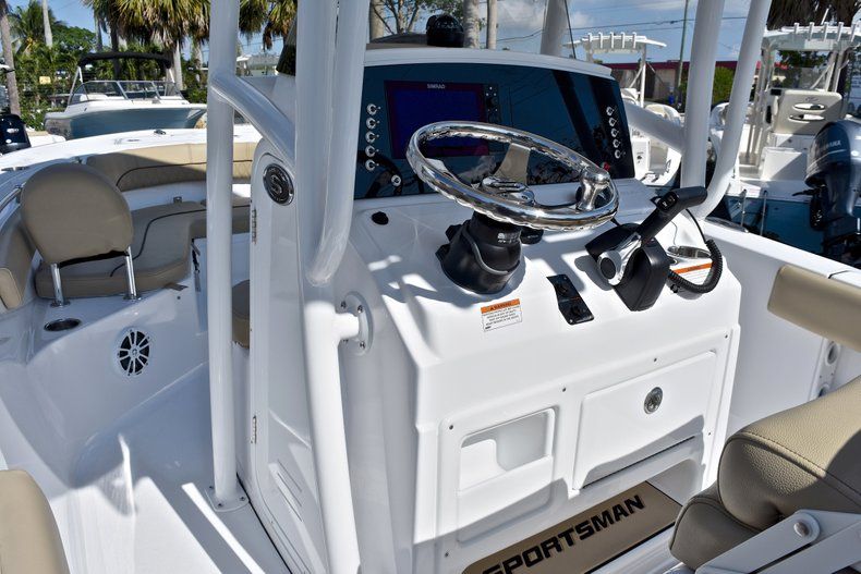 Thumbnail 23 for New 2018 Sportsman Heritage 211 Center Console boat for sale in Islamorada, FL