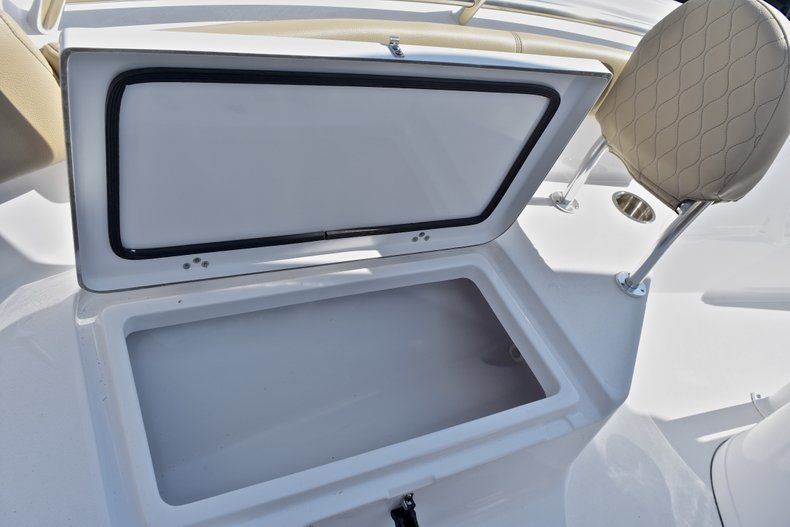 Thumbnail 43 for New 2018 Sportsman Heritage 211 Center Console boat for sale in Islamorada, FL