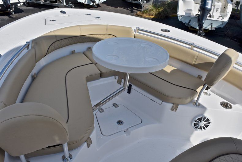 Thumbnail 44 for New 2018 Sportsman Heritage 211 Center Console boat for sale in Islamorada, FL