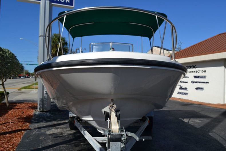 Thumbnail 2 for Used 2000 Boston Whaler 18 Dauntless boat for sale in Vero Beach, FL
