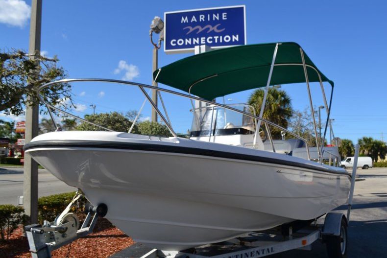 Thumbnail 1 for Used 2000 Boston Whaler 18 Dauntless boat for sale in Vero Beach, FL