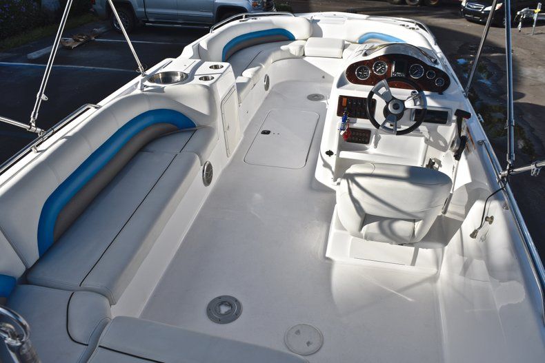 Thumbnail 13 for Used 2014 Hurricane SunDeck Sport SS 232 OB boat for sale in West Palm Beach, FL