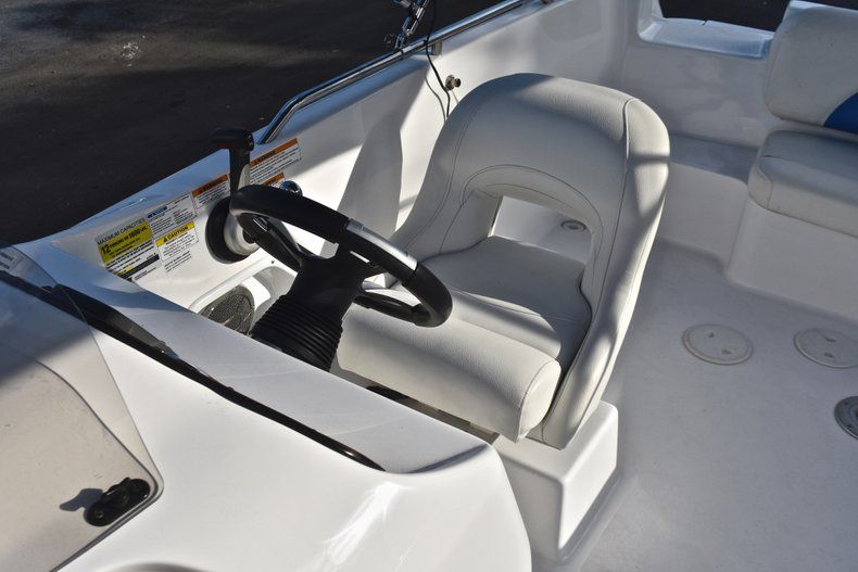 Thumbnail 29 for Used 2014 Hurricane SunDeck Sport SS 232 OB boat for sale in West Palm Beach, FL