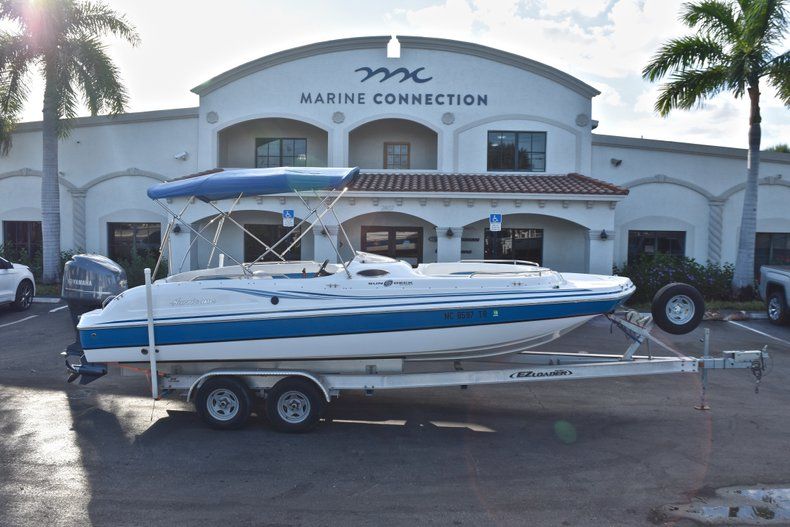 Used 2014 Hurricane SunDeck Sport SS 232 OB boat for sale in West Palm Beach, FL
