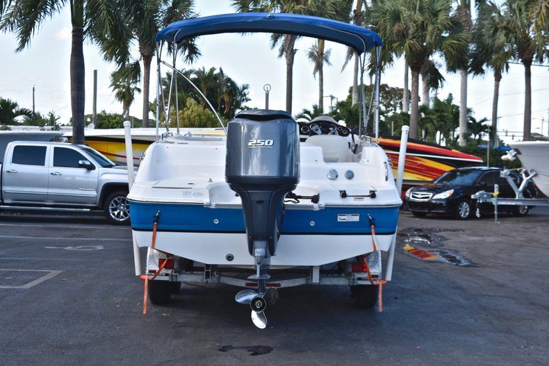 Thumbnail 6 for Used 2014 Hurricane SunDeck Sport SS 232 OB boat for sale in West Palm Beach, FL