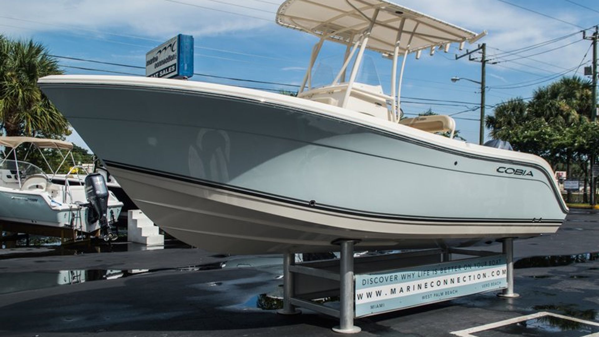 New 2015 Cobia 217 Center Console #R022 image 4