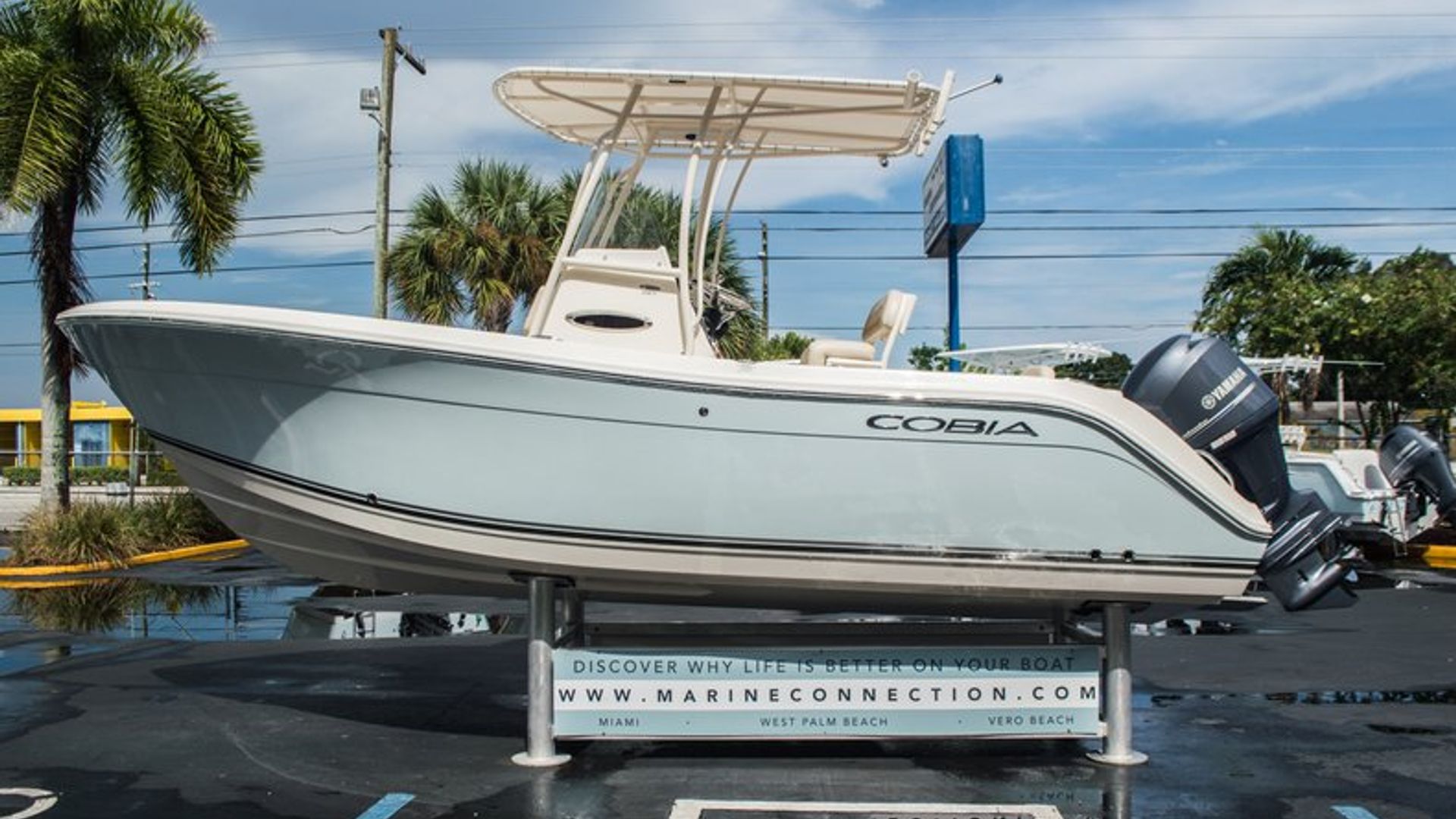 New 2015 Cobia 217 Center Console #R022 image 5