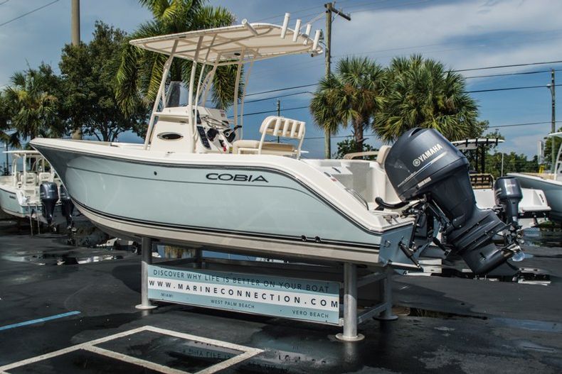 Thumbnail 5 for New 2015 Cobia 217 Center Console boat for sale in Miami, FL