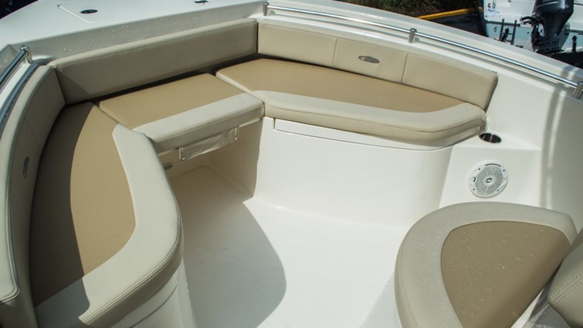 New 2015 Cobia 217 Center Console #R022 image 10