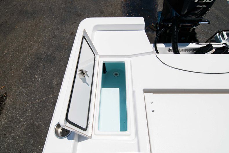 Thumbnail 16 for New 2019 Sportsman Masters 227 Bay Boat boat for sale in Vero Beach, FL