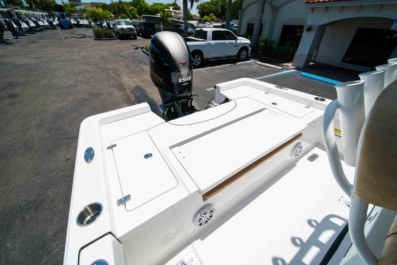 Thumbnail 12 for New 2019 Sportsman Masters 227 Bay Boat boat for sale in Vero Beach, FL